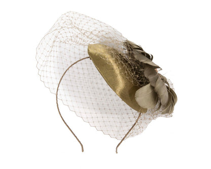 Olive fascinator with feather and veil-3
