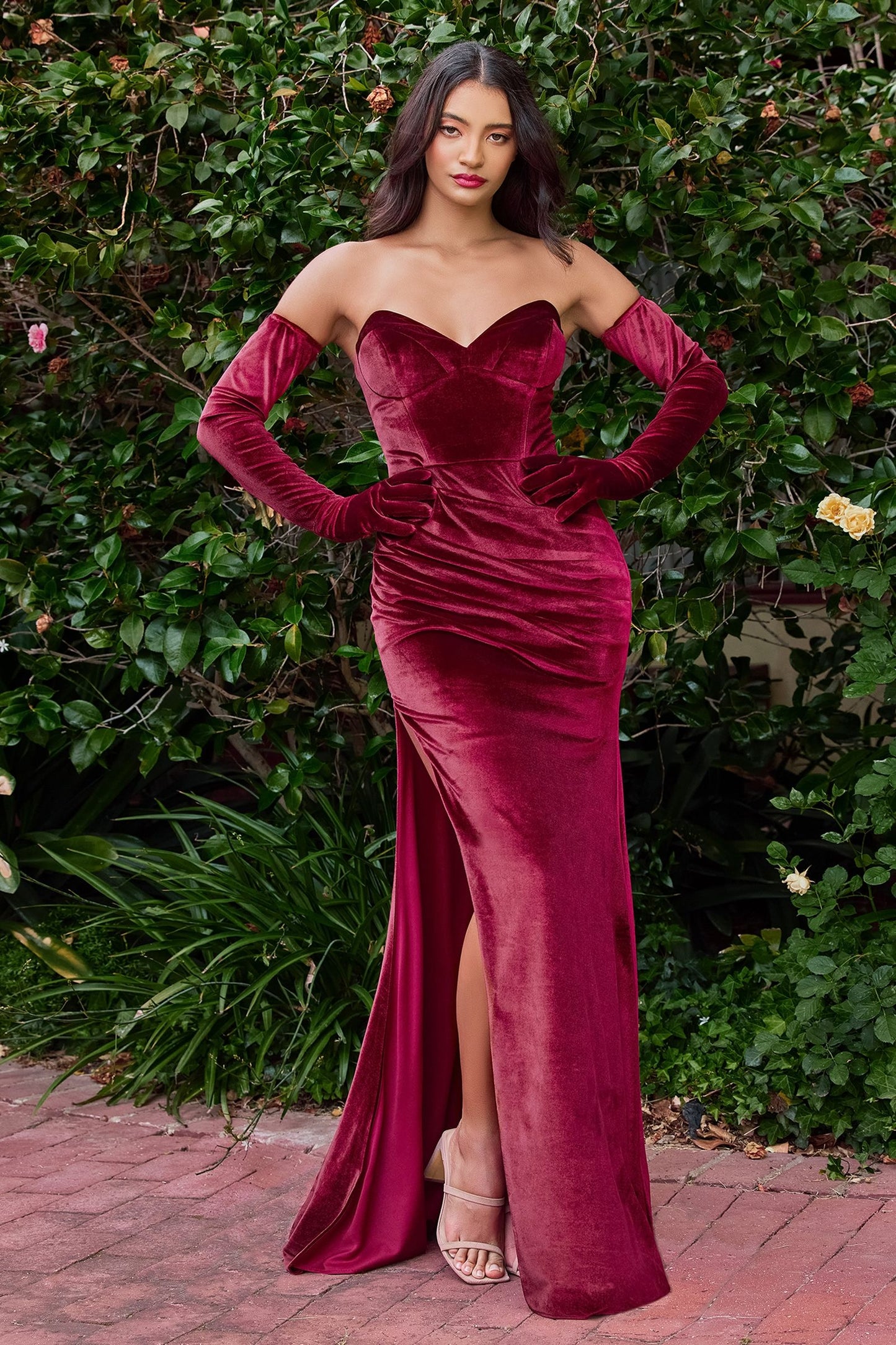VELVET STRAPLESS FITTED GOWN WITH GLOVES CDCH176-2
