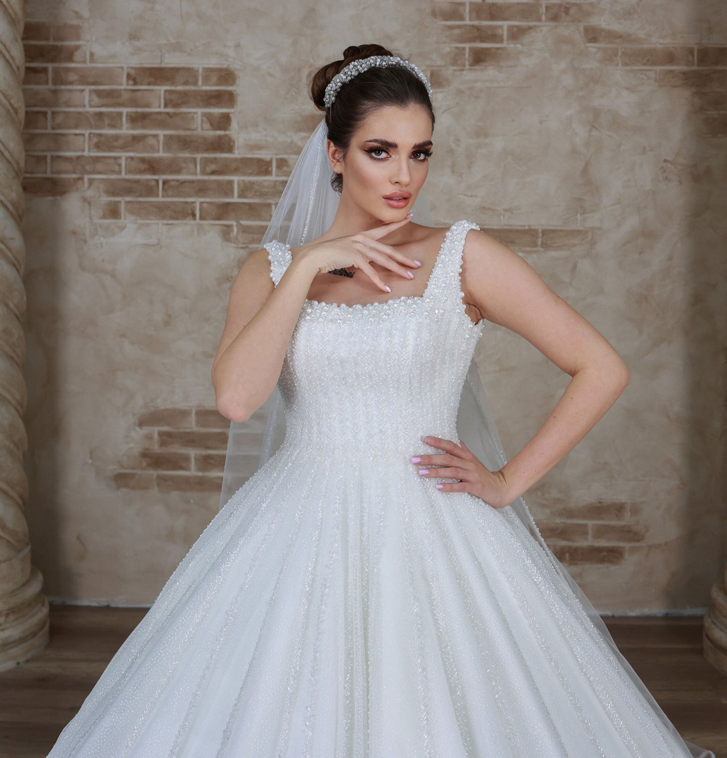 Asi a line wedding dress