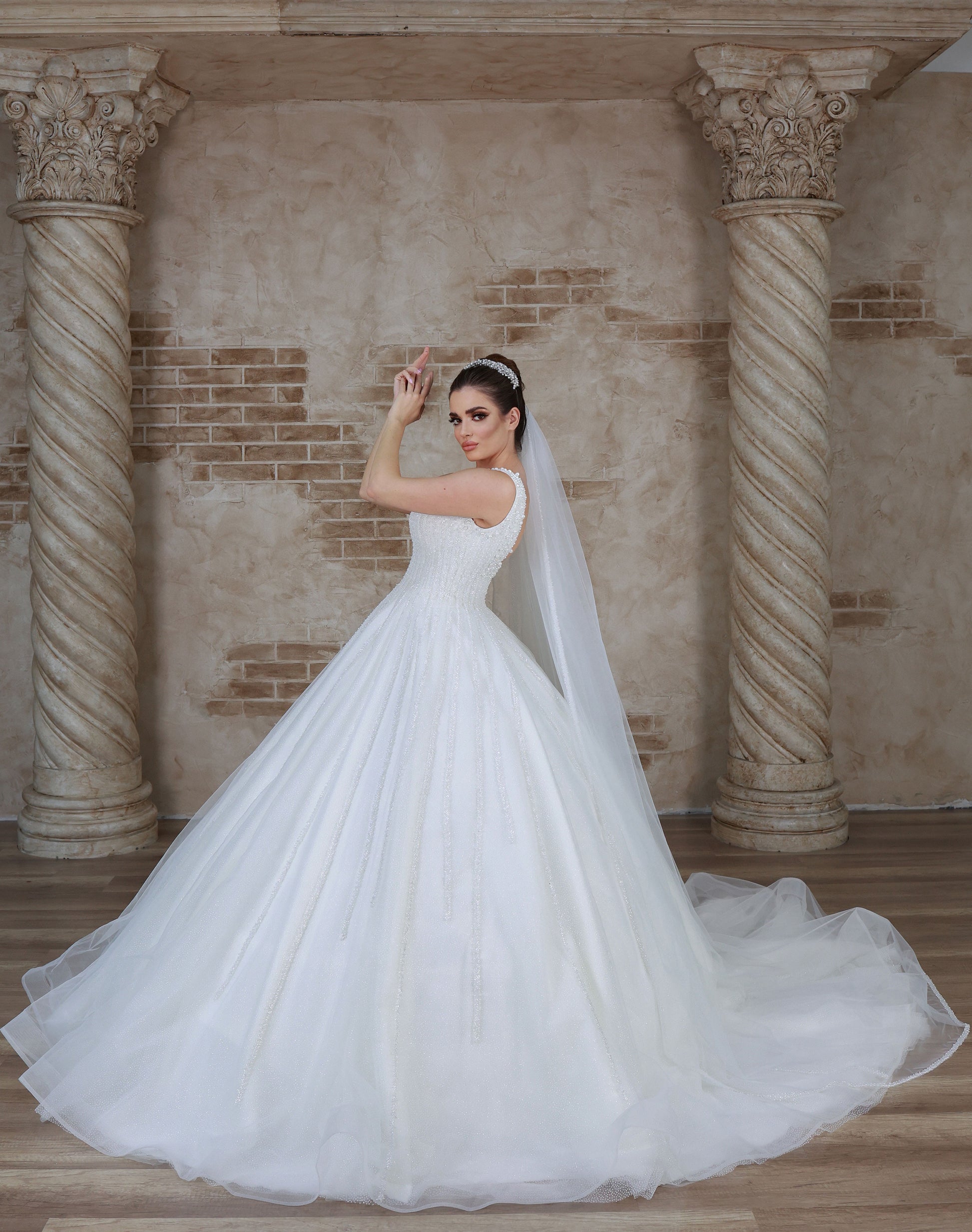 Asi a line wedding dress