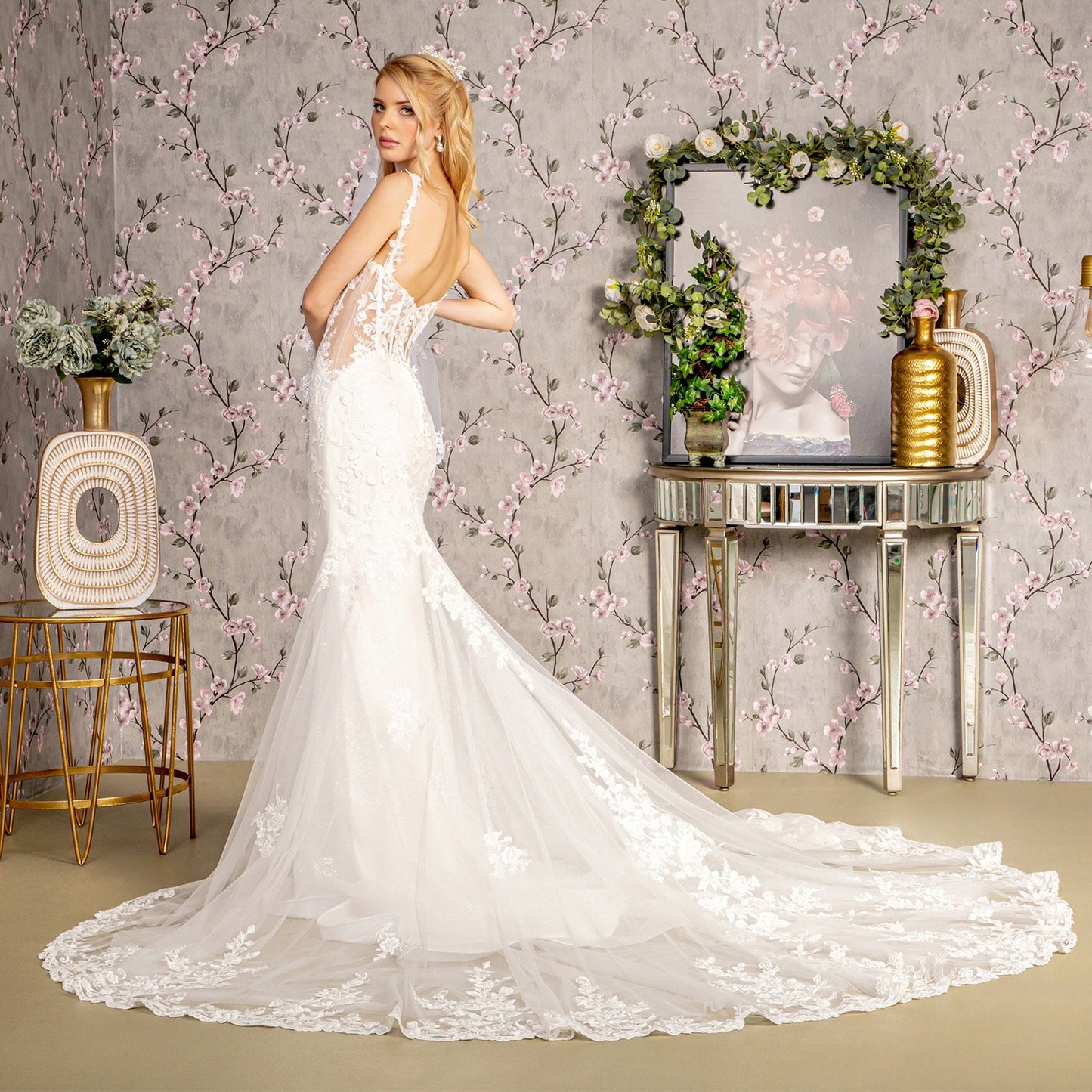 Embroidery Sequin Sheer Bodice Mesh Mermaid Long Wedding Dress GLGL3478