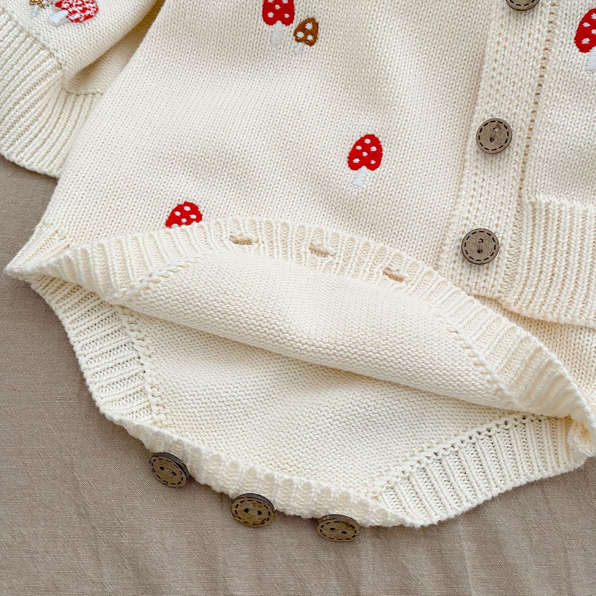 Baby Girl Embroidered Pattern Sleeveless Onesie-4