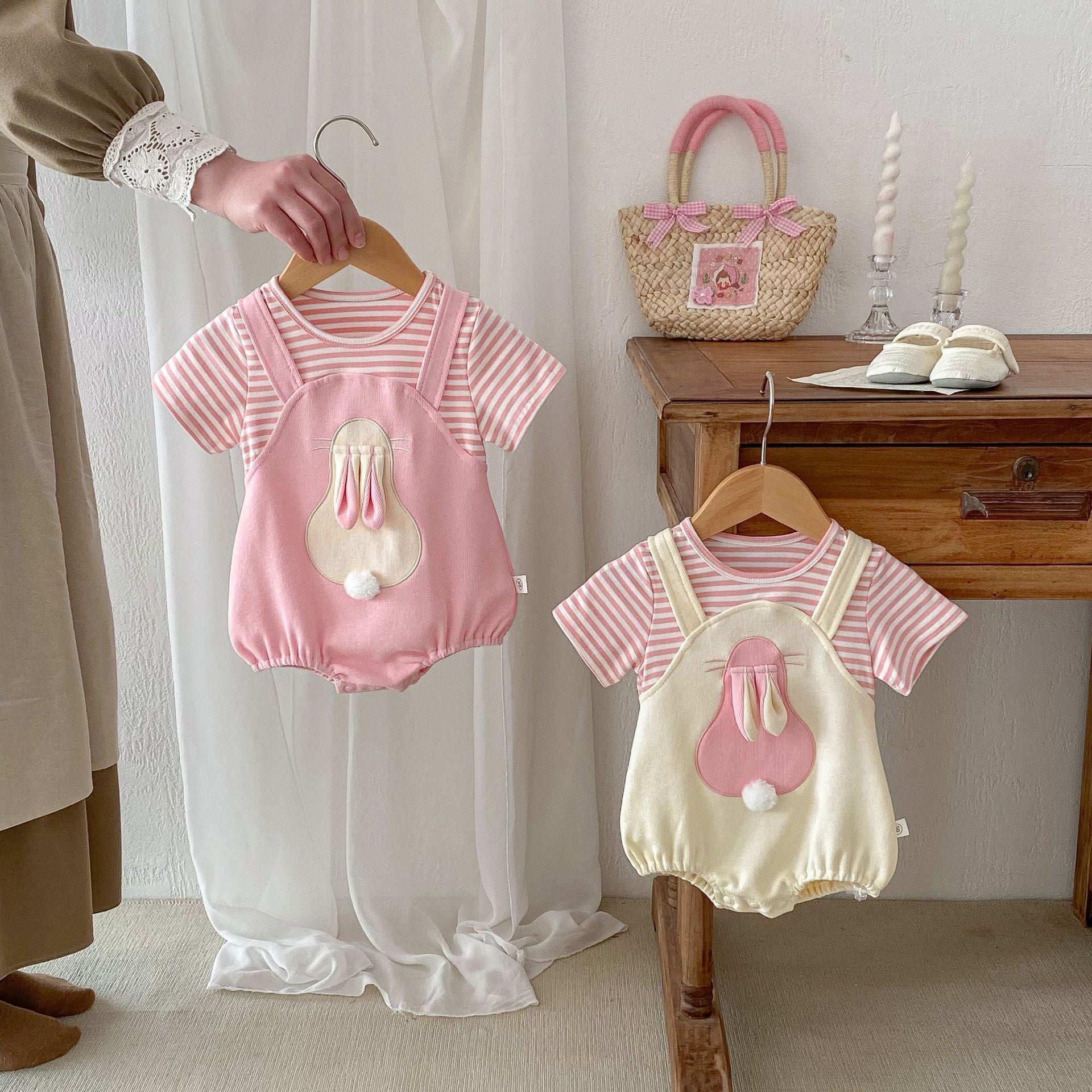 Summer New Design Baby Girls Cheap Striped Rabbits Pattern Short Sleeves Onesies