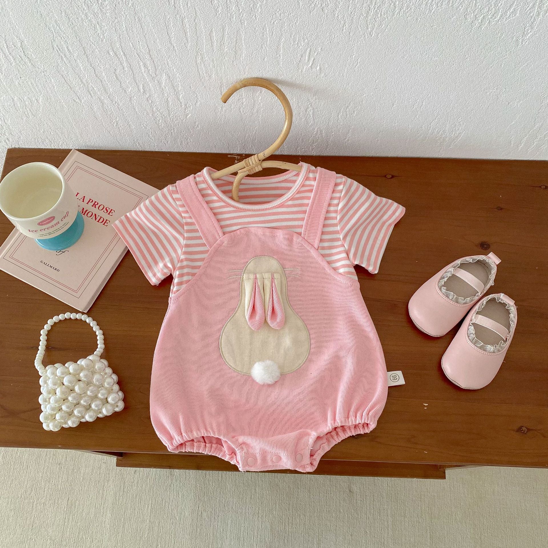 Summer New Design Baby Girls Cheap Striped Rabbits Pattern Short Sleeves Onesies