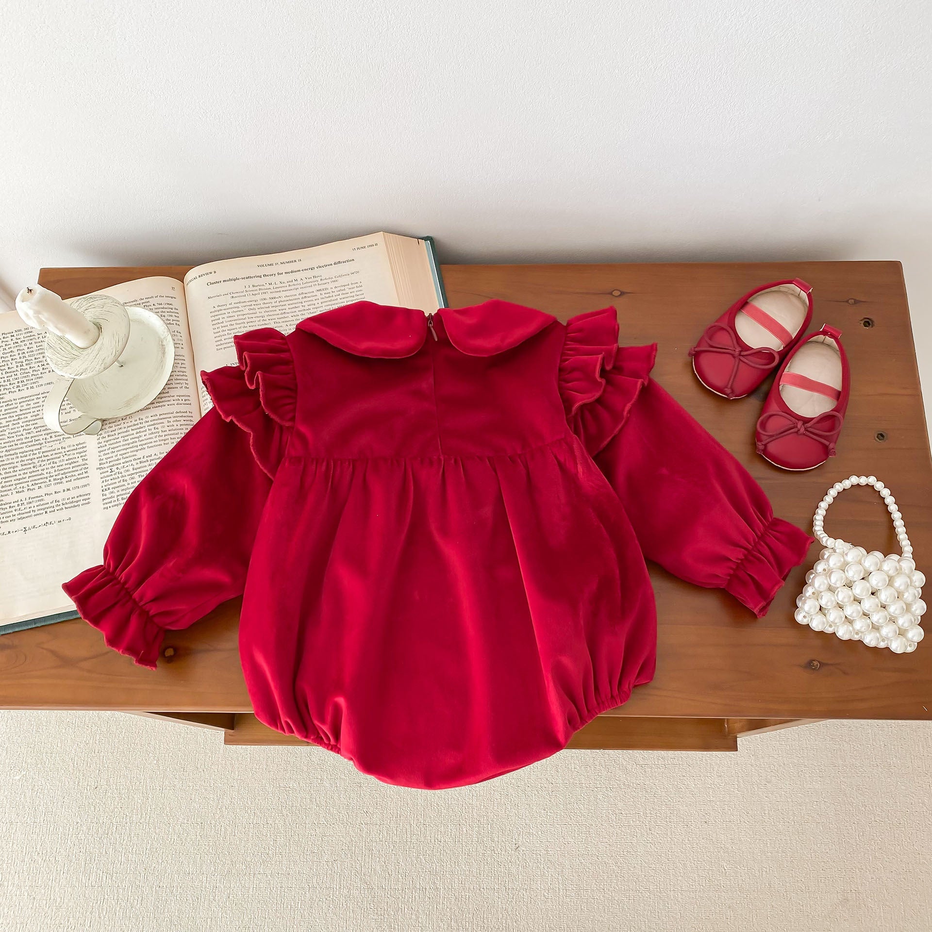 Newborn Baby Girls Peter Pan Collar Long Ruffle Sleeves Star Knitted Onesie