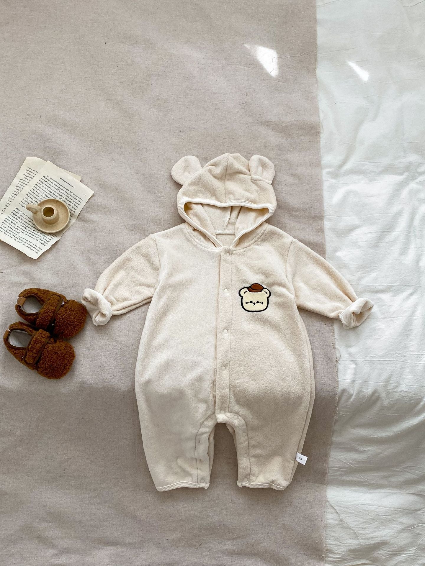 Baby Unisex Cute Little Bear Head Design Long Sleeve Romper With Hat In Winter